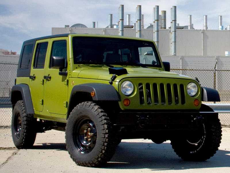 Illustration for article titled AEV J8 MILSPEC: A Jeep J8, Built For Civilians